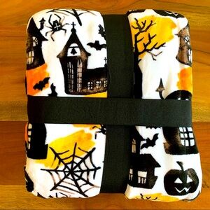 Moonlight Road Halloween 🎃 50x60 Throw Blanket
